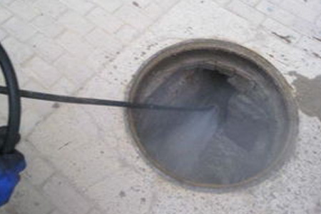 厕所漏水怎么,德庆悦城清理化粪池哪里好|管道清淤费用
